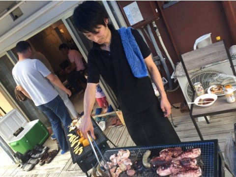 夏はテラスでBBQ