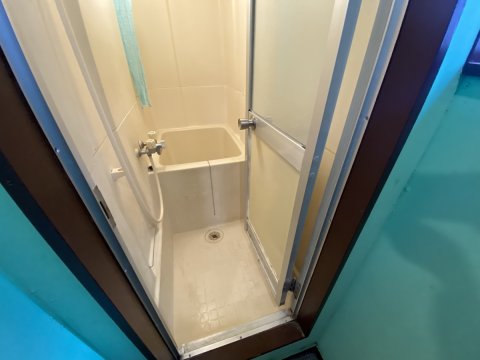 2階シャワー室
