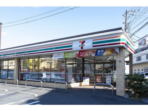 コンビニ等多数