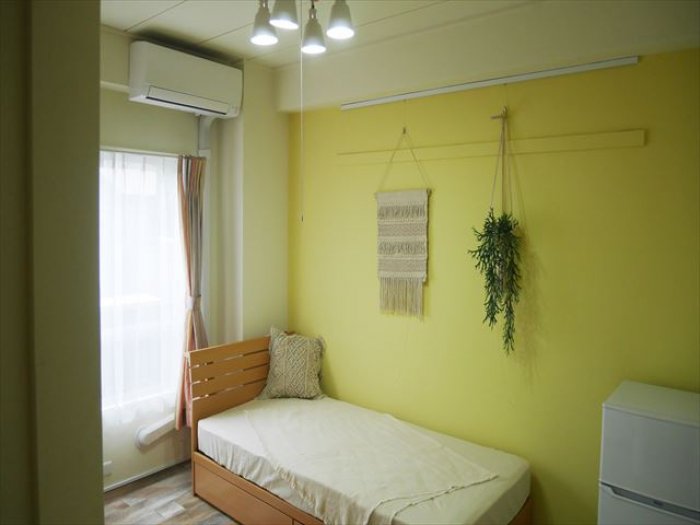 ファーストハウス高井戸杉並
https://www.interwhao.co.jp/g_takaido.html
壁のペンキが映える部屋。壁紙が自分にしっくり行く部屋。いろいろです。自分好みのお部屋を選んでください♪