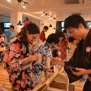 日本にいながら留学生活！
外国人比率50%×週2回英会話レッスン×国際交流パーティーと、日本にいながら英語漬け環境に身を置くことで英語特訓のできるシェアハウスです。
★現在『初期費用70000→35500円』キャンペーン中
ぜひこの機会にお得にご入居ください♪(´▽｀)