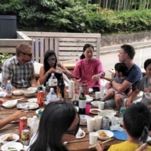 起業家シェアハウスFespa京都はスキルアップや国際交流に関心のある方が交流を楽しめるシェアハウスです。

10㎡の単身者向け個室と60㎡の家族向けアパートメントが共存するとても新しいスタイルをぜひお楽しみください♪