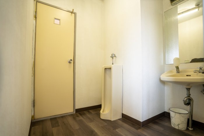 洗面所、小便器