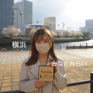 横浜駅から徒歩8分のハウスですので
食べるところもたくさんあります☆
神奈川駅にも近く青木橋付近ですので
横浜駅西口にも近くて便利です(*^^*)

みなとみらいも徒歩圏内です♪
更に横浜駅やみなとみらいに近いハウスも近隣
に多数にありますので横浜駅から徒歩で少人数
のシェアハウスは当社にお任せください☆

HPからは海外も https://www.share-house.club

Twitter(X)は https://x.com/Twinkle_place

①南区ハウス(阪東橋駅、吉野町駅、黄金町駅、南太田駅)→5月 から1部屋

②桜木町駅、日ノ出町駅ハウス→5月から1部屋

③横浜駅ウィークリーマンションもありKアリーナやぴあアリーナまで歩けます！推し活や出張に便利です