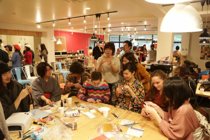 	日本にいながら留学生活！
外国人比率50%×週2回英会話レッスン×国際交流パーティーと、日本にいながら英語漬け環境に身を置くことで英語特訓のできるシェアハウスです。
★現在『初期費用70000→40000円』キャンペーン中
ぜひこの機会にお得にご入居ください♪(´▽｀)