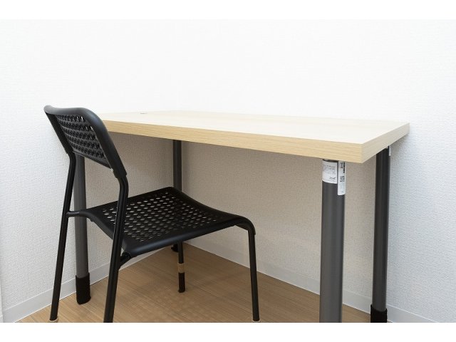 全部屋机・椅子完備